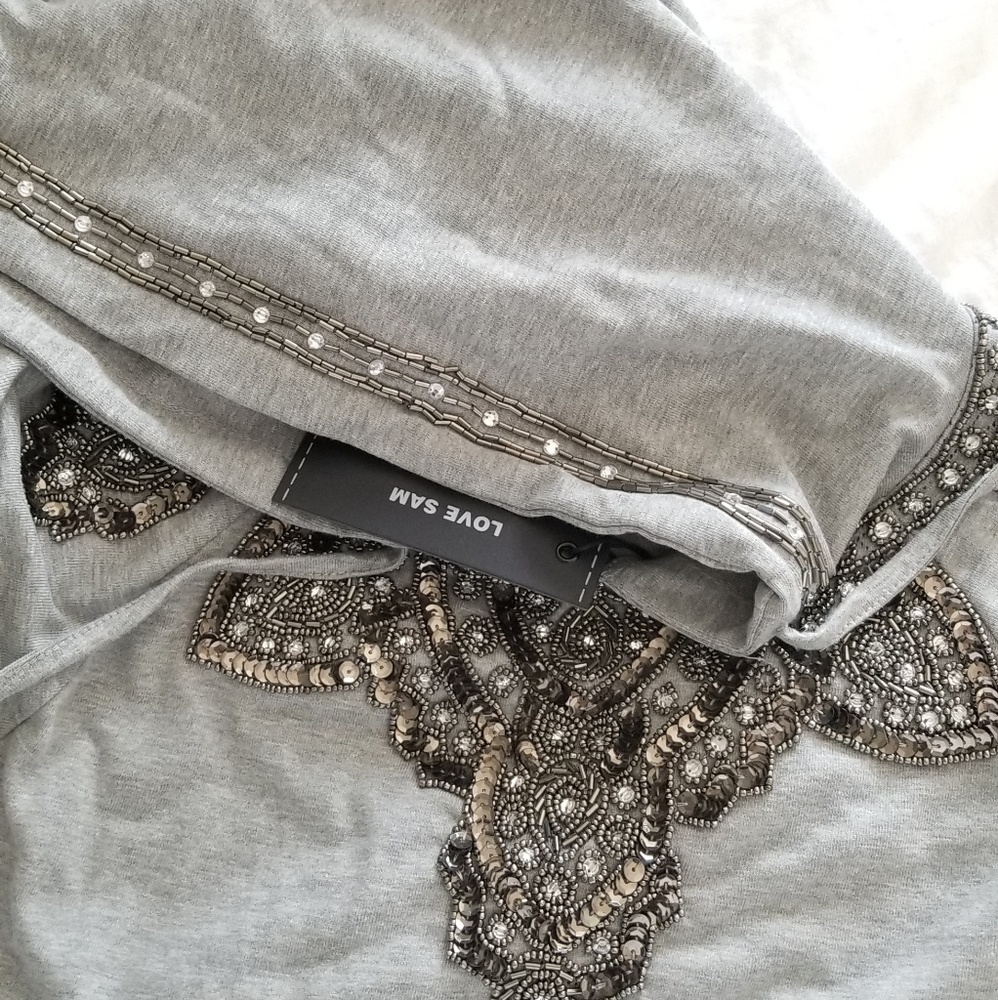 🍒NWT🍒 ANTHROPOLOGIE X LOVE SAM EMBELLISHED CROPPED HOODIE